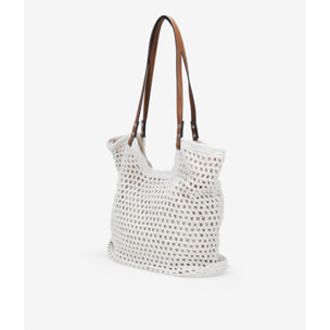 Bolso de hombro beige en crochet