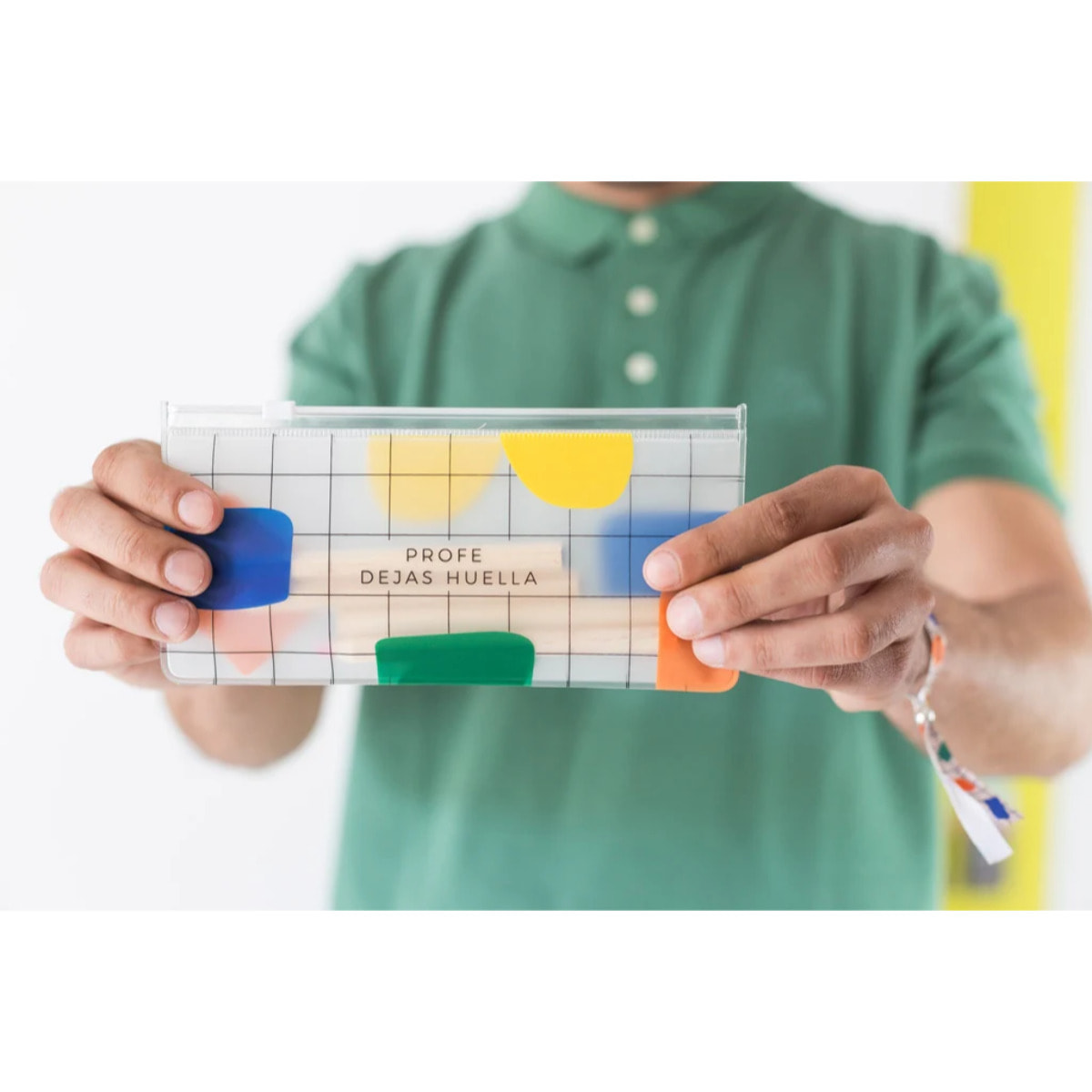 Estuche plastico "Profe dejas huella"