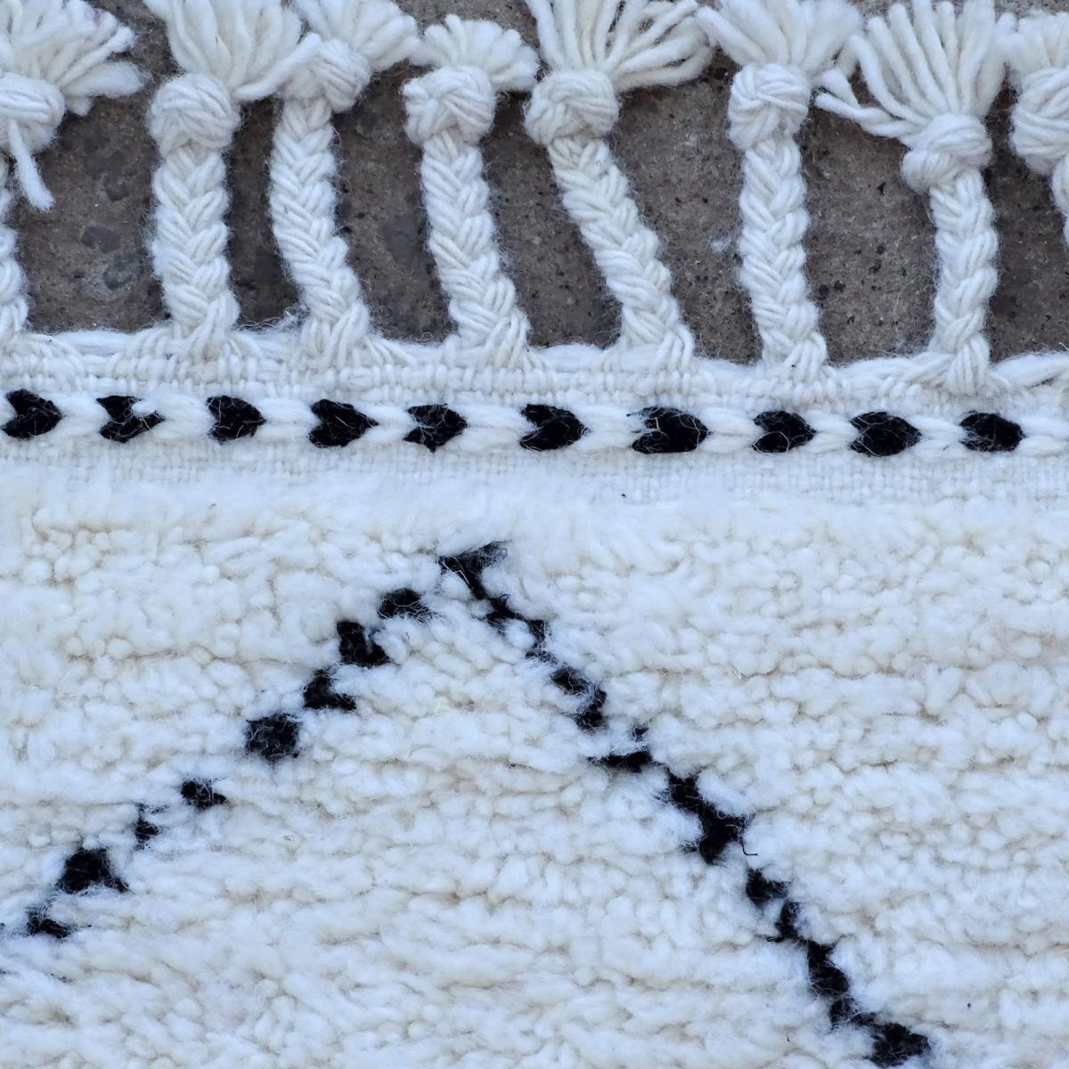 Authentique tapis berbère fait à la main en laine CAKE