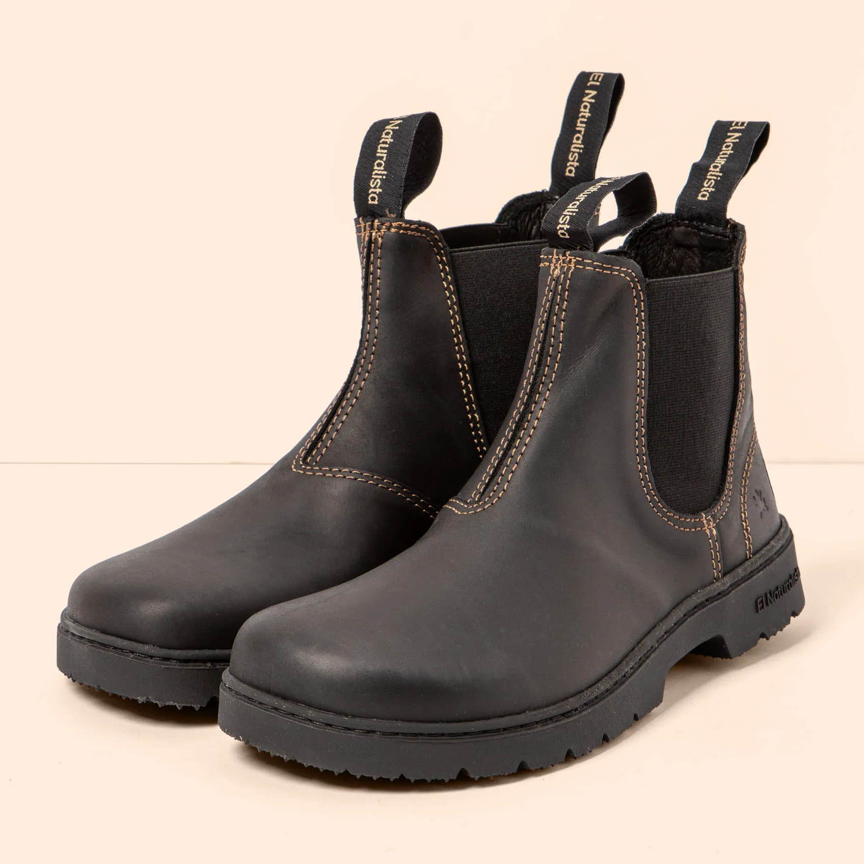 Botines N5262 ARIZONA BLACK / NOMADA color Black