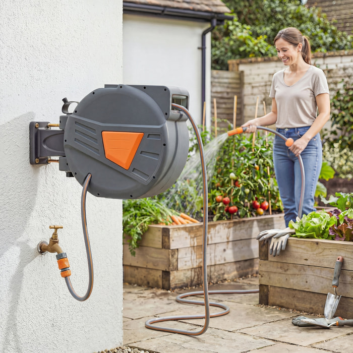 Enrollador de Manguera para Jardín 20+1,6 m con Boquilla de 2 Modos, Carrete de Manguera de Jardín de Pared con Bloqueo Automático y Retracción Controlada, Soporte Orientable 180°, Naranja