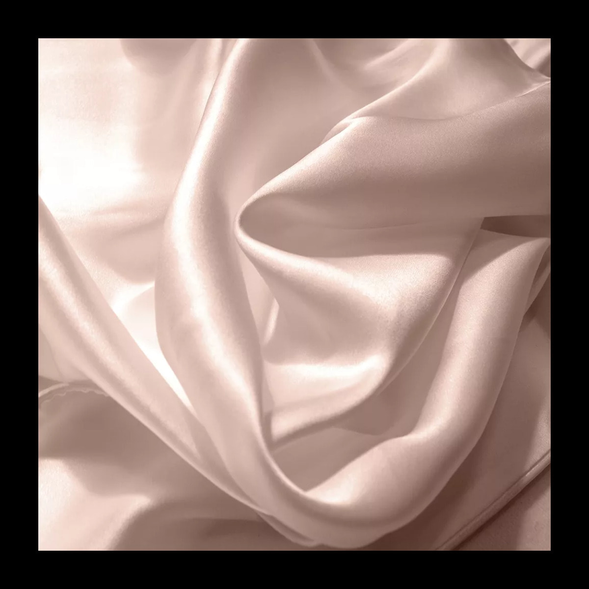 Taie d'oreiller soie uni rose Jouvence petale