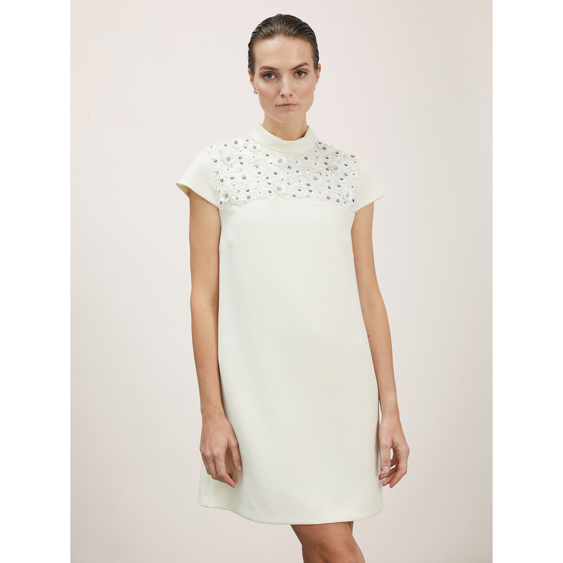 Motivi - Minivestido con cuello bordado - Blanco