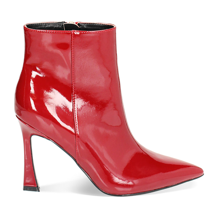 Tronchetto rosso verniciato, tacco 9,5 cm