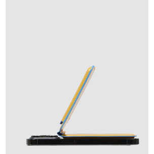 Piquadro MagSafe charger with locatable credit card holder