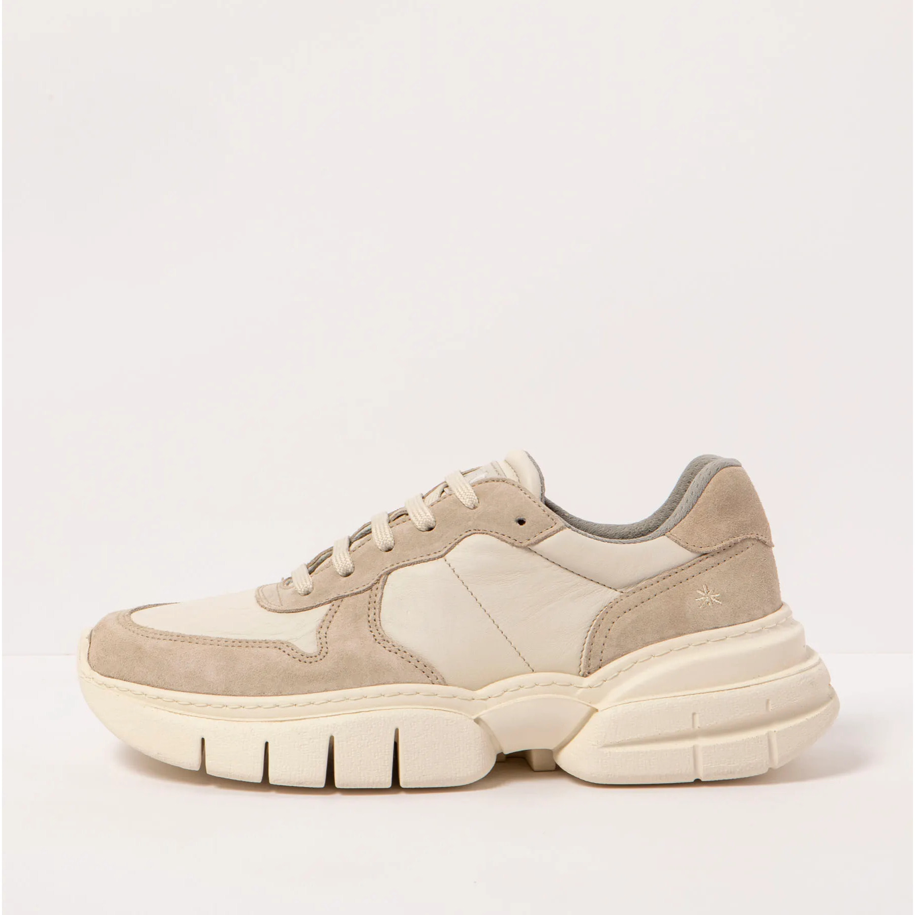 Zapatillas 1634 NAPPA-SILK SUEDE CREAM/ ATHENS color Cream