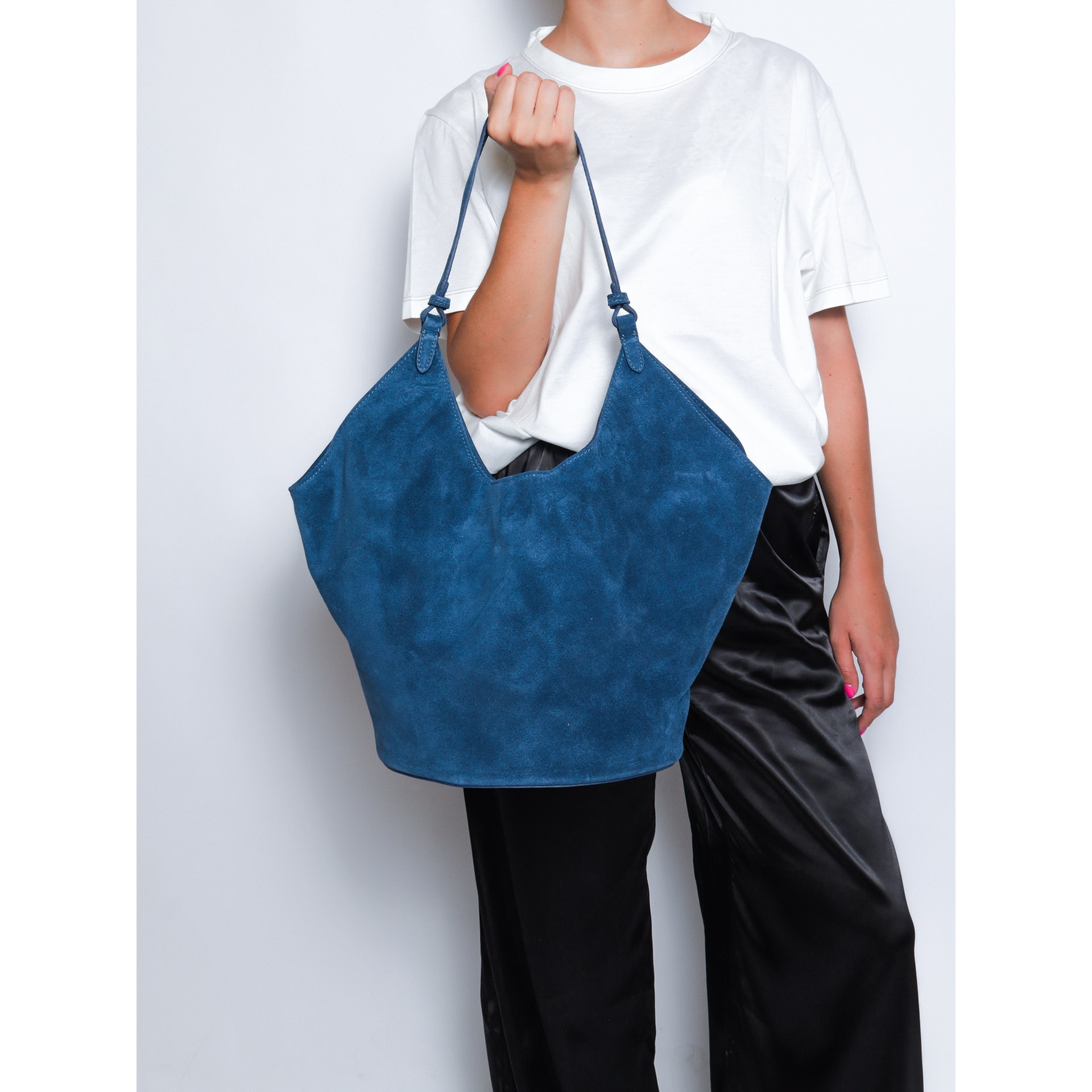 Borsa a spalla da donna - Modello Lisboa - Pelle Scamosciata - 27.0 x 38.0 x 21.5 cm