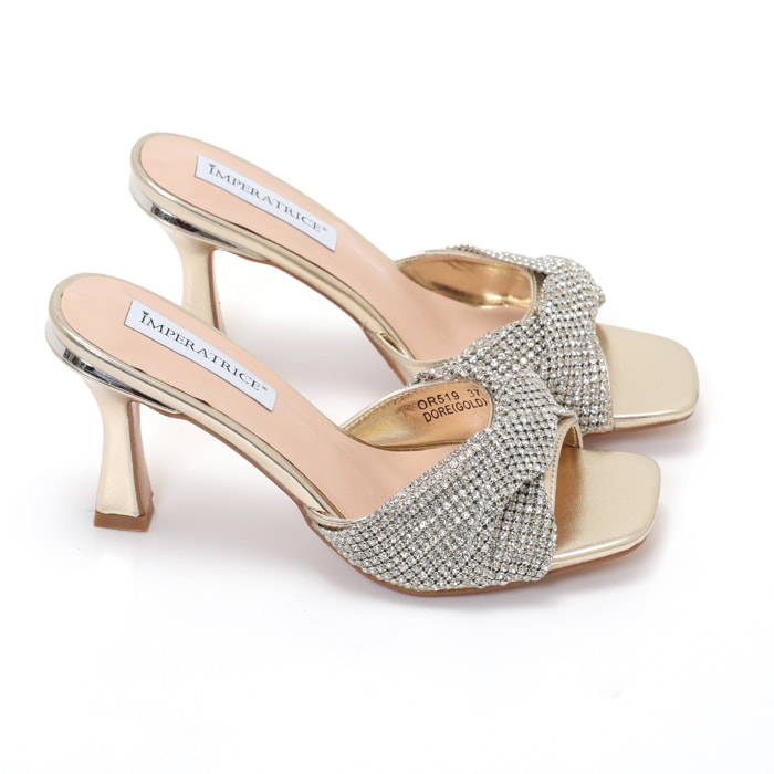 Sandali in simil pelle con tacco a rocchetto e fascia gioiello