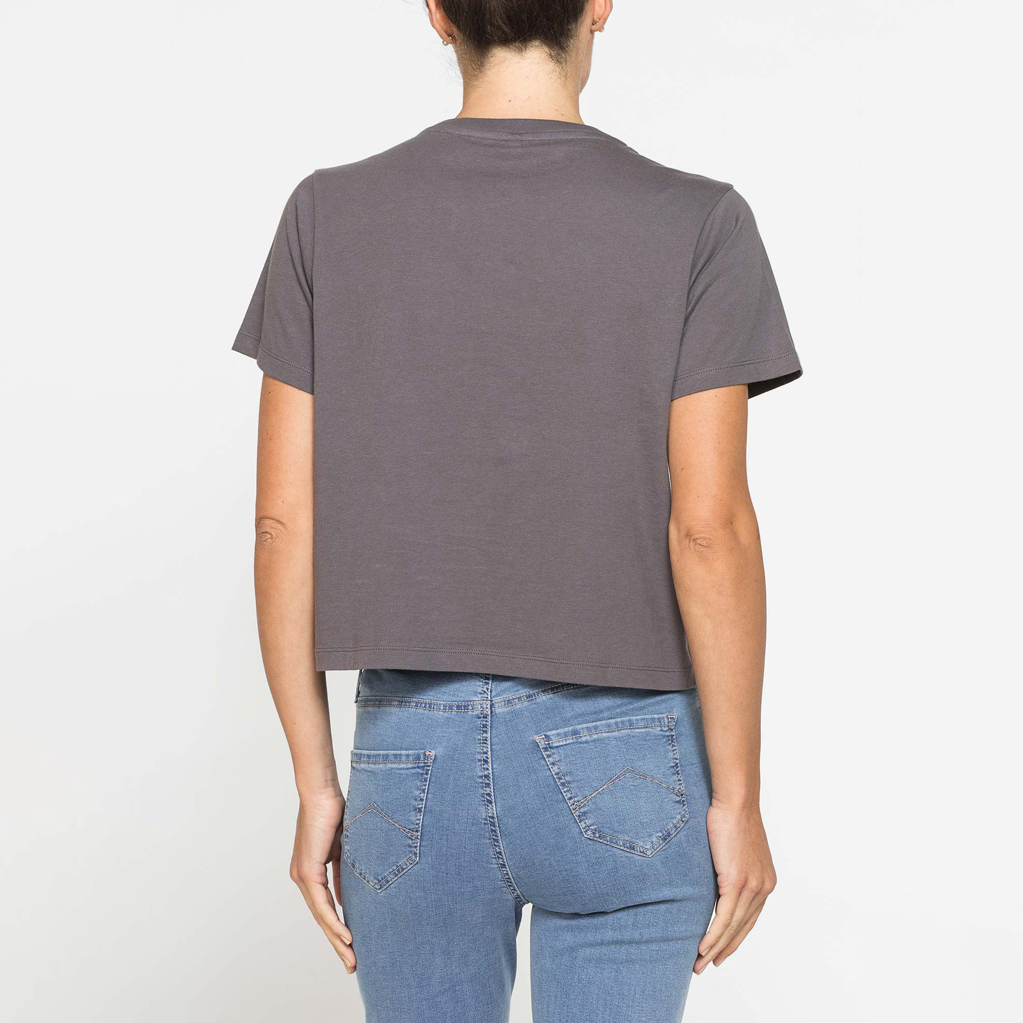 T-SHIRT CON APPLICAZIONI
