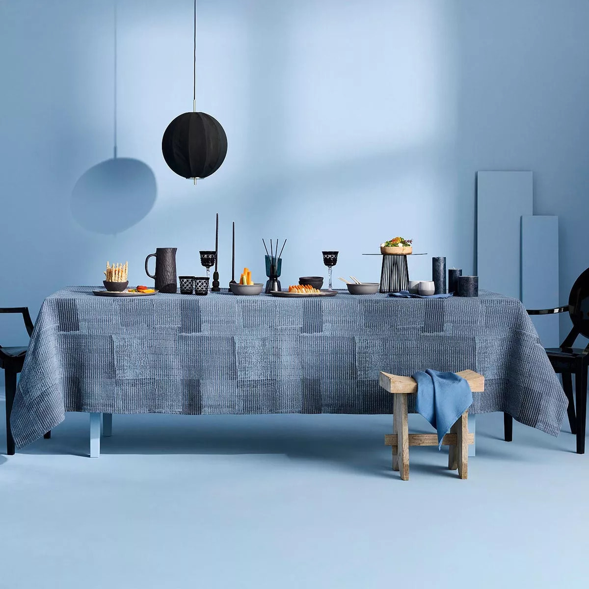 Nappe pur coton lavé motif jacquard bleu Denim indigo