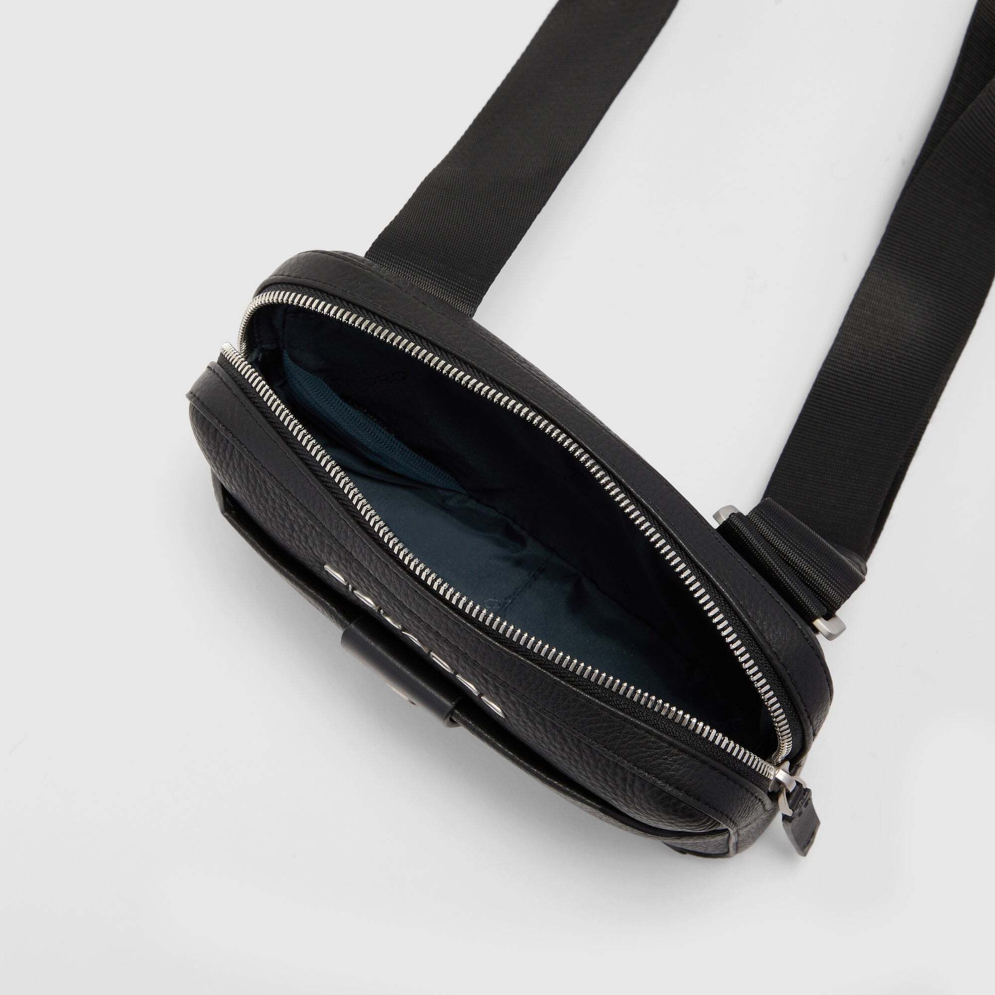 Piquadro Pochette uomo in pelle con tracolla