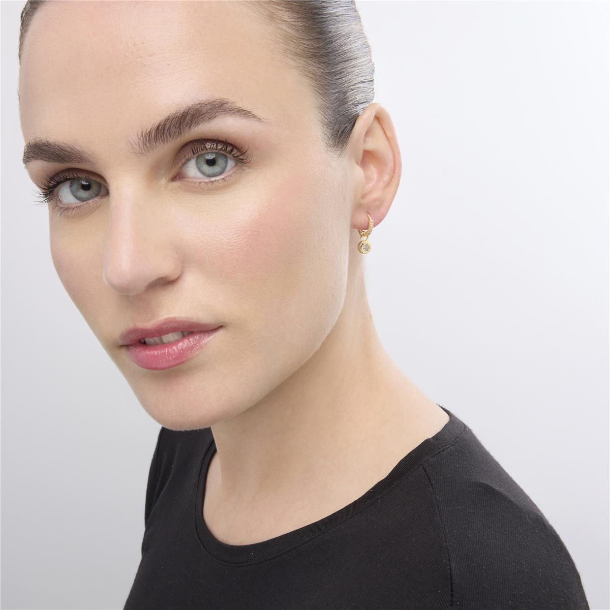 Pendientes acabado oro amarillo de 18k y Circonita Brillante