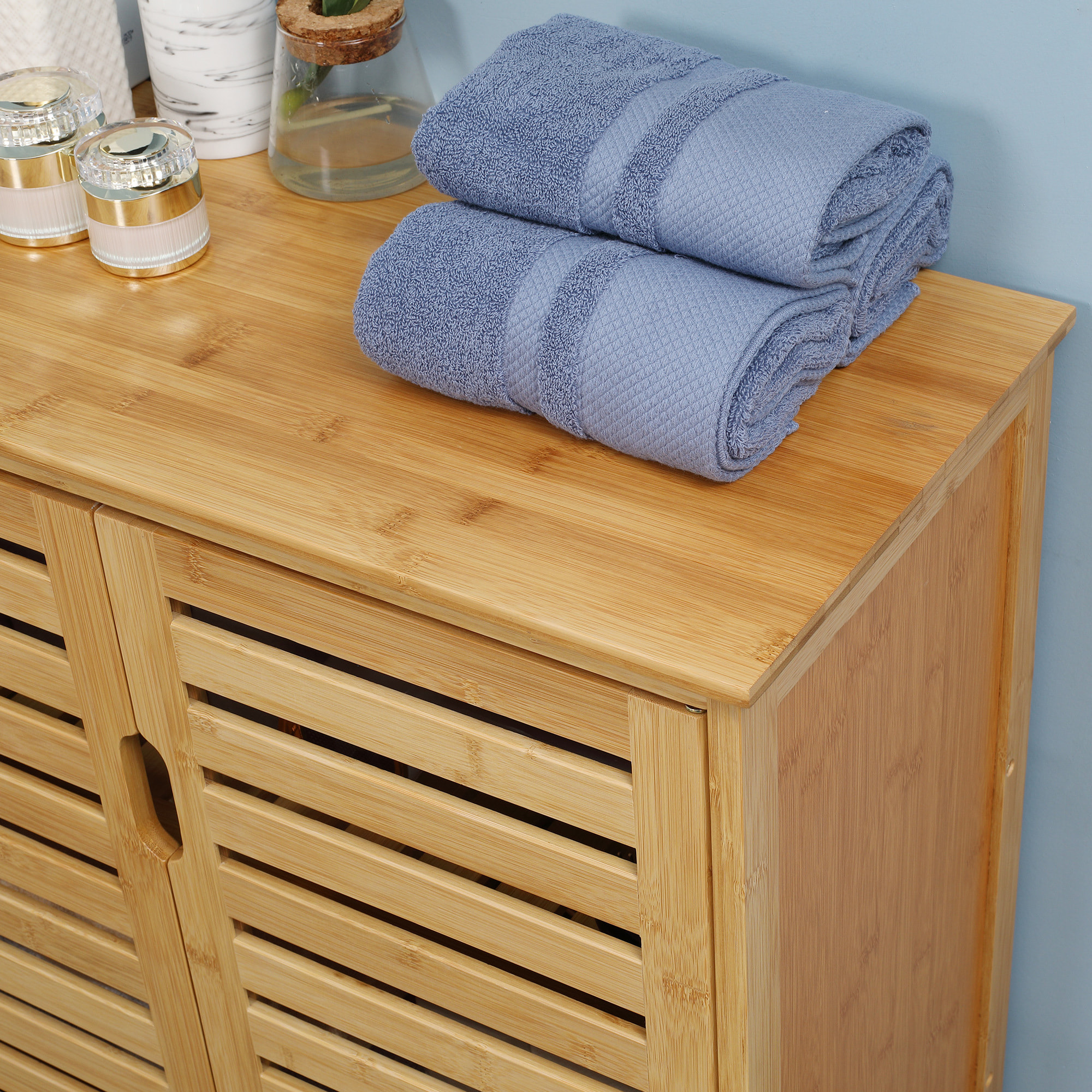 Meuble salle de bain bois bambou 2 portes 2 étagères dim. 60 x 30 x 120 cm naturel