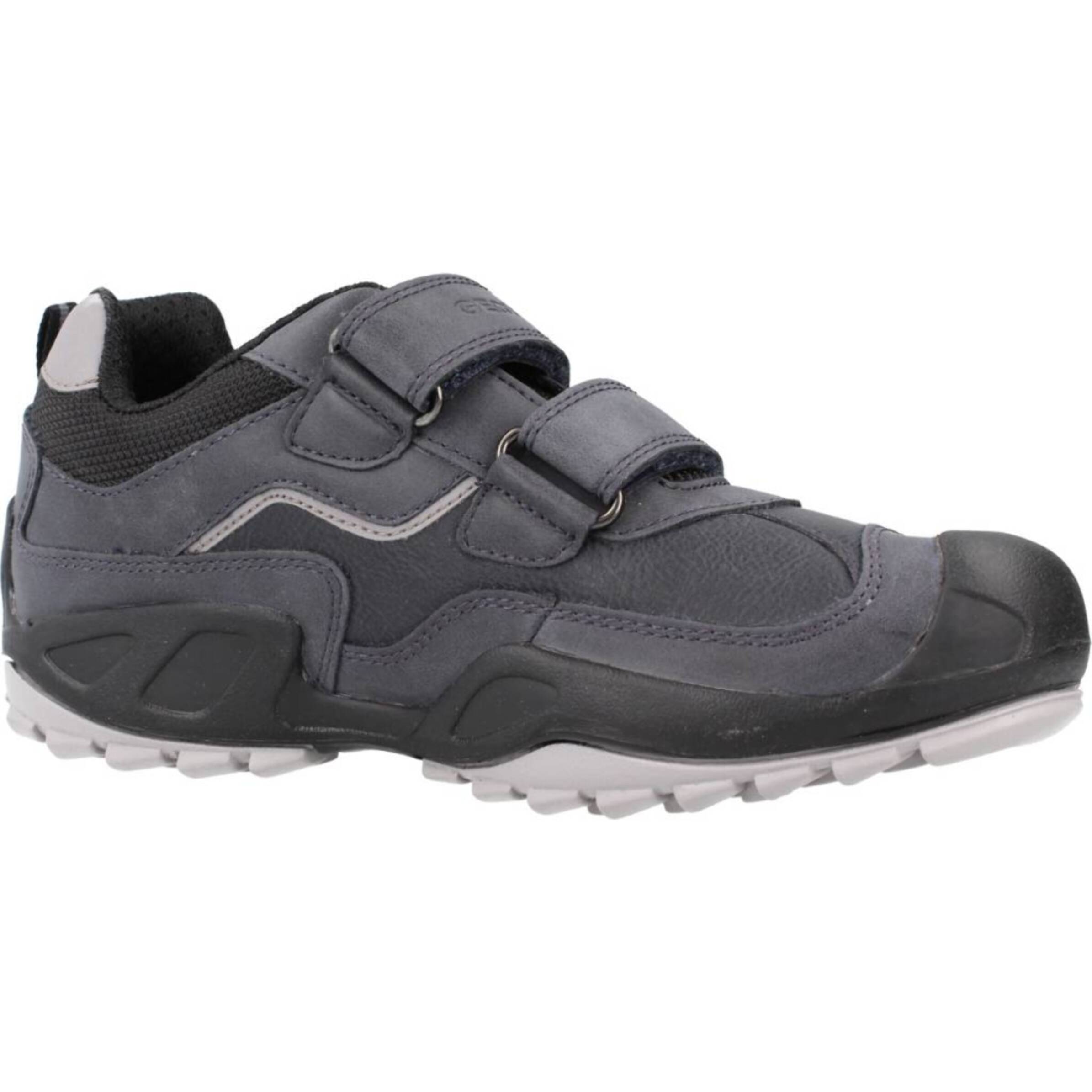 Zapatillas Niño de la marca GEOX  modelo J NEW SAVAGE BOY A NEGRO