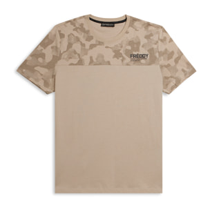 T-shirt camouflage con fondo tinta unita e logo cuore