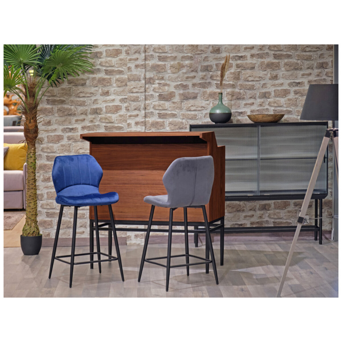Meuble de Bar H.110 cm en Noyer Massif et Métal Noir - Modèle ELIOTT 2083