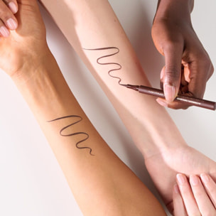 Calligraph Pro Mat - Eyeliner Liquide Pointe Feutre Waterproof Tenue Extrême