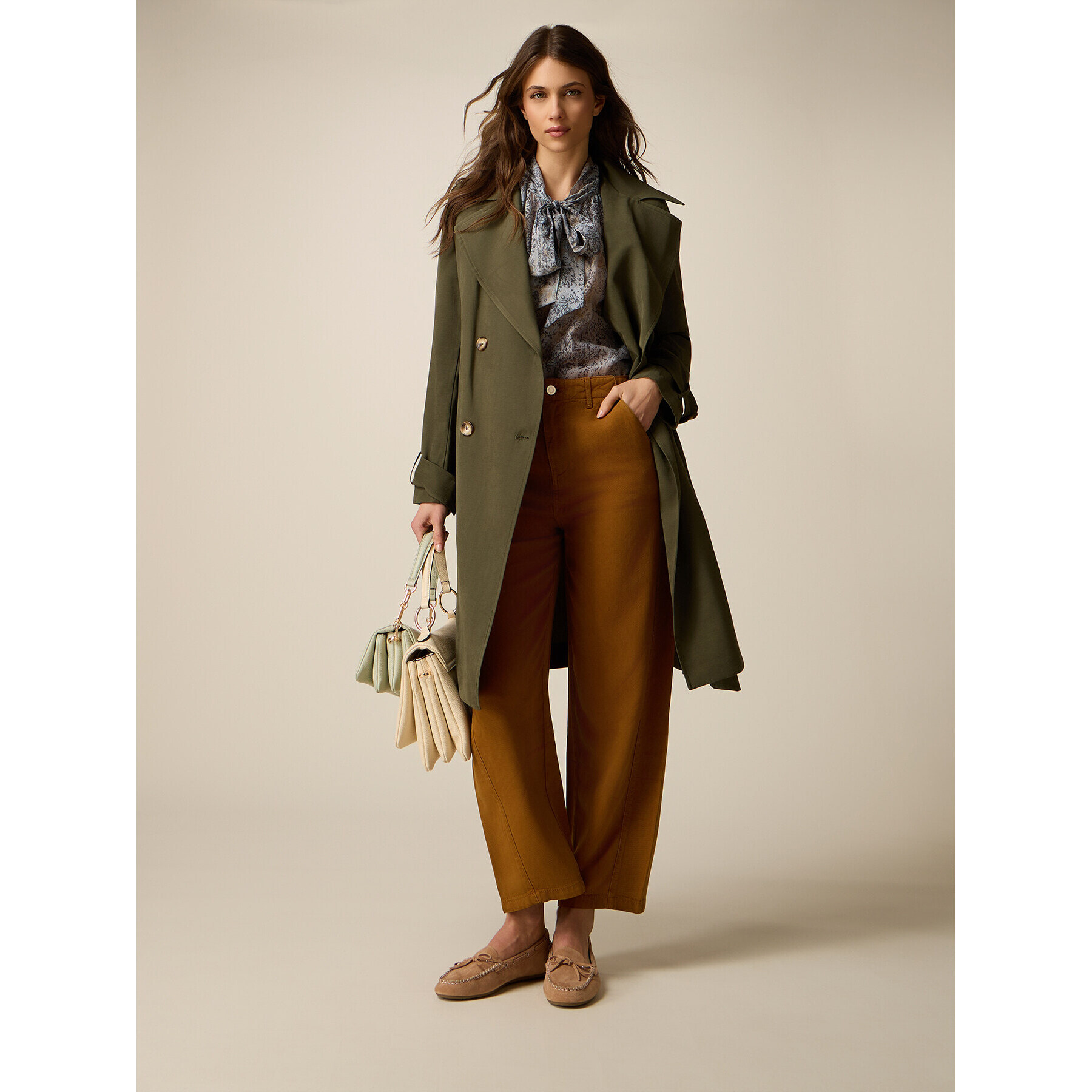 Oltre - Pantaloni cropped in raso di tencel - Marrone