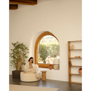 Fauteuil en bouclé rond couleur blanc de 91x71cm Hauteur: 71 Longueur: 91 Largeur: 91