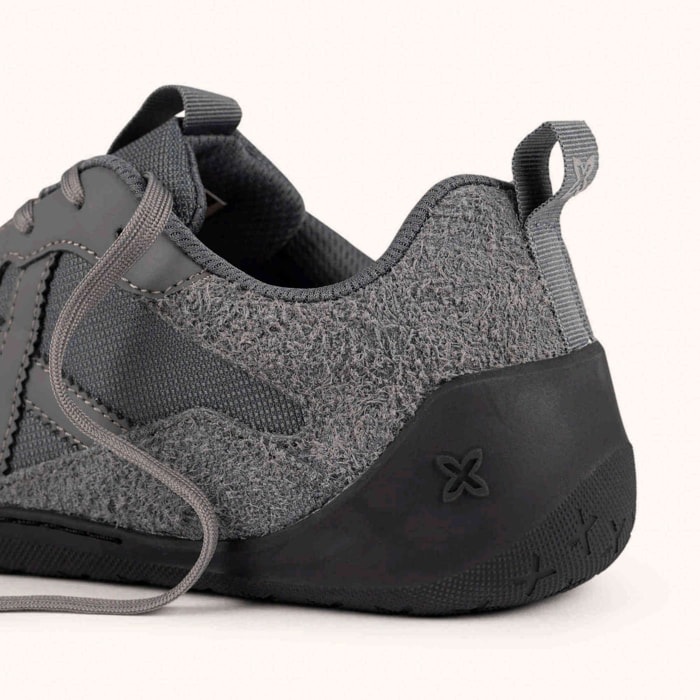 MUNICH FLEXING 11 Zapatillas Wild Feet "Barefoot" color gris antracita con puntera ancha