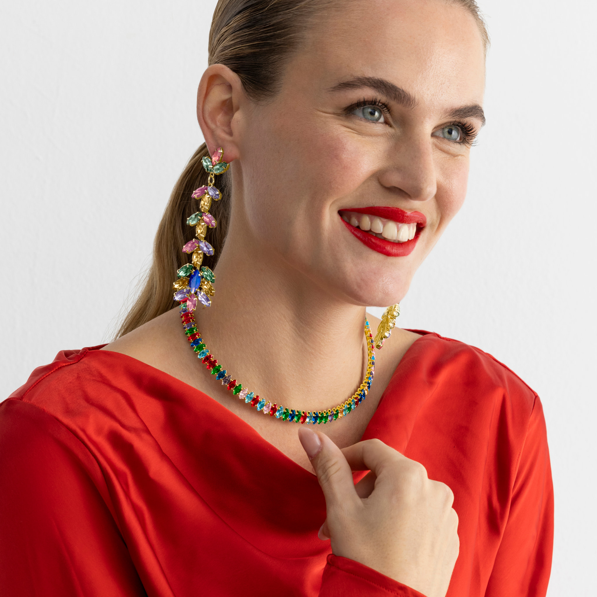 Collar con Cristal Multicolor acabado oro 18k