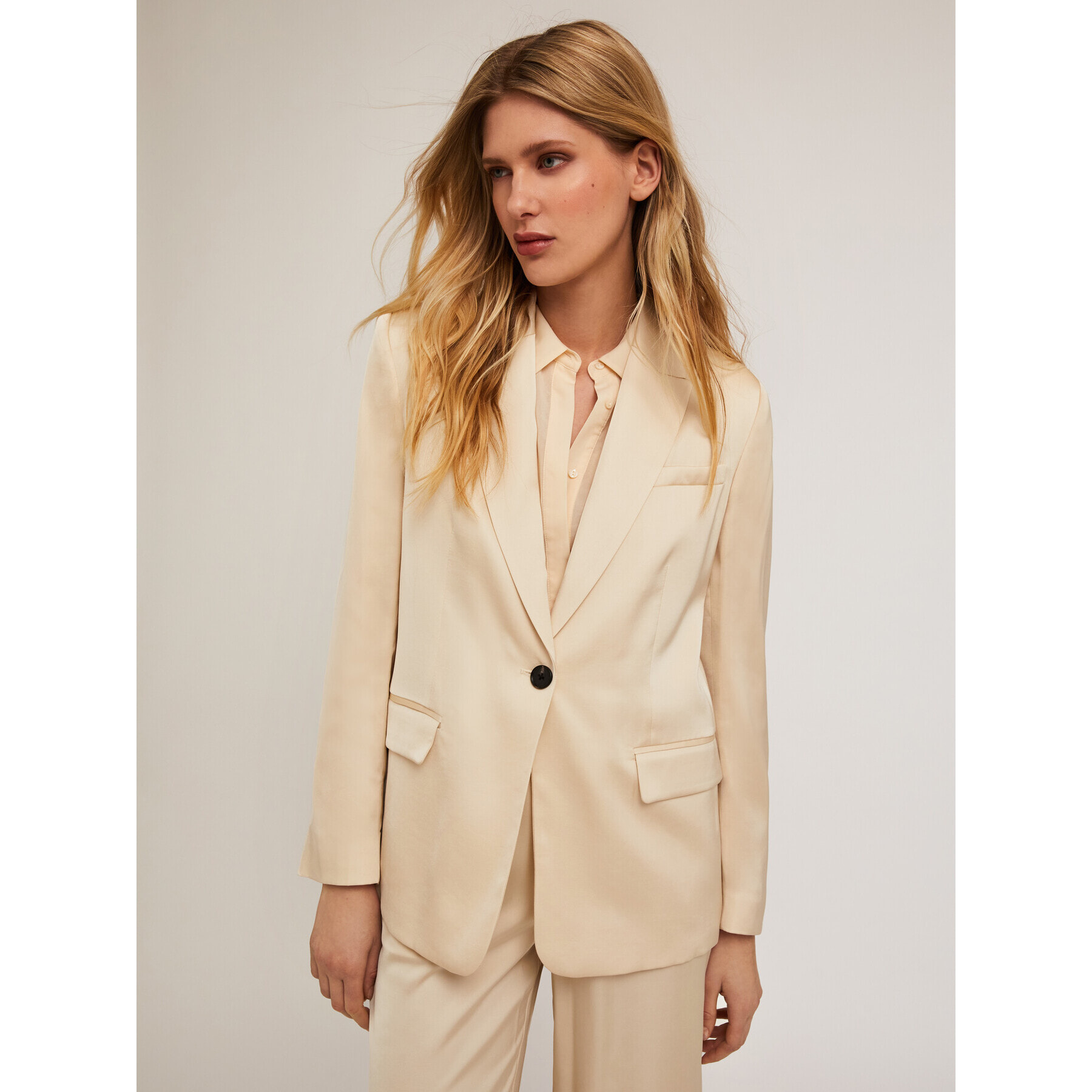 Motivi - Blazer monopetto in raso - Beige