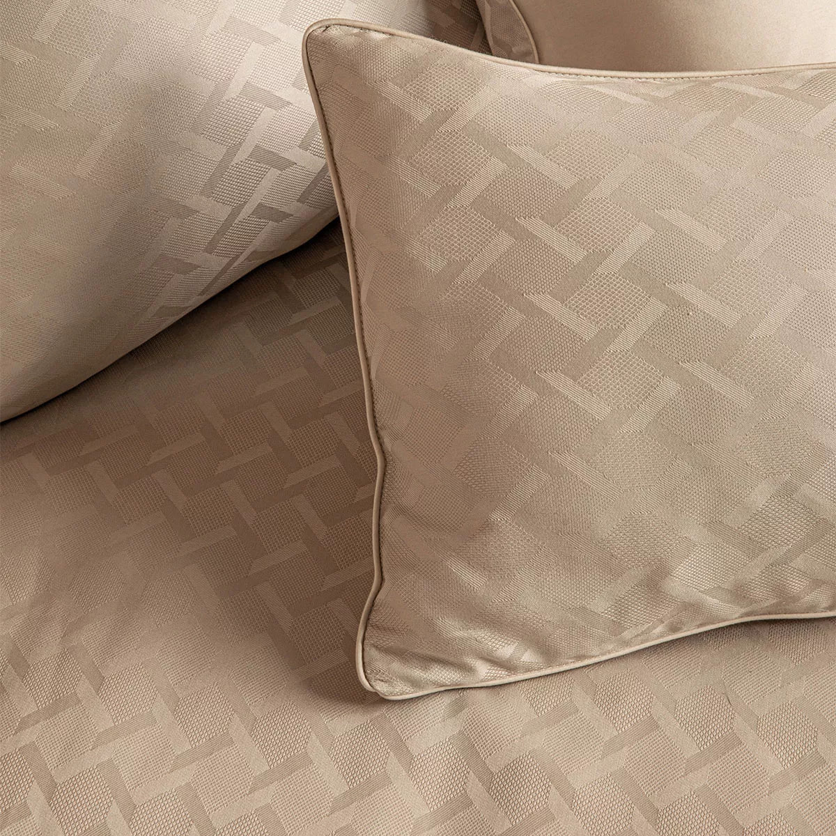 Taie d'oreiller satin de coton motif jacquard beige Adagio lin