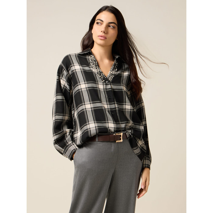 Oltre - Camicia check con castoni - Nero