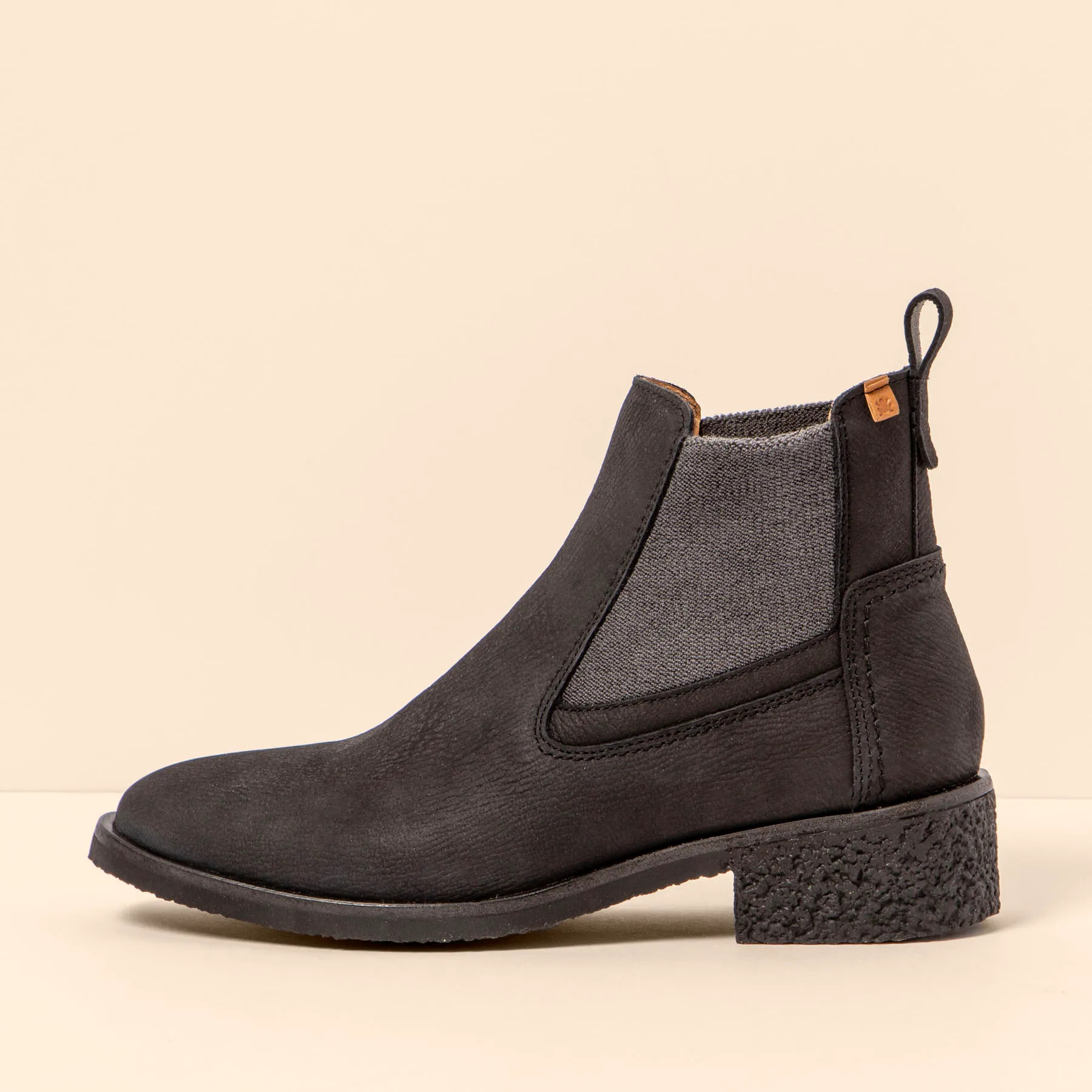 Botines con tacón N5947 PLEASANT BLACK / IRATI color Black