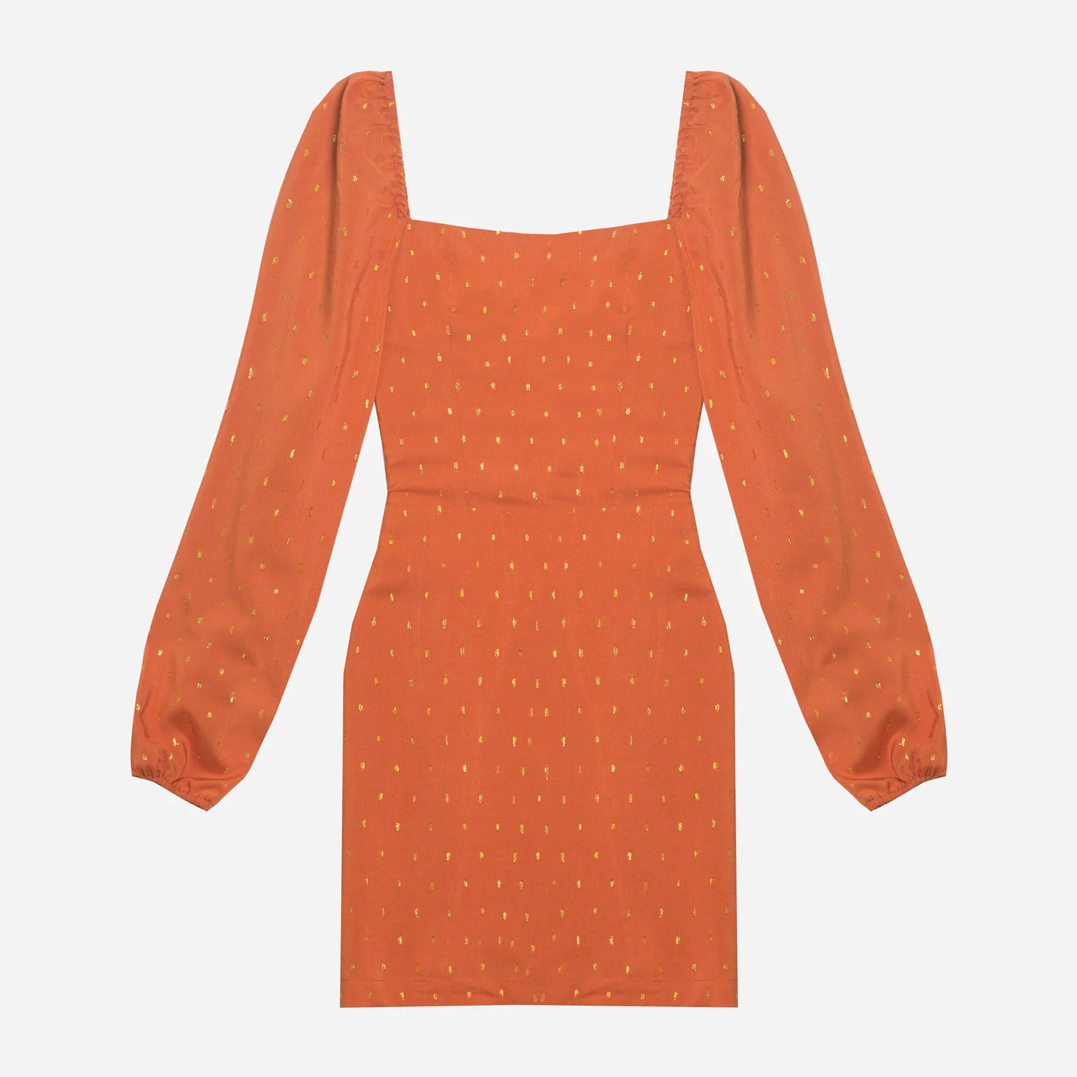 Vestido con manga larga y escote corazón.