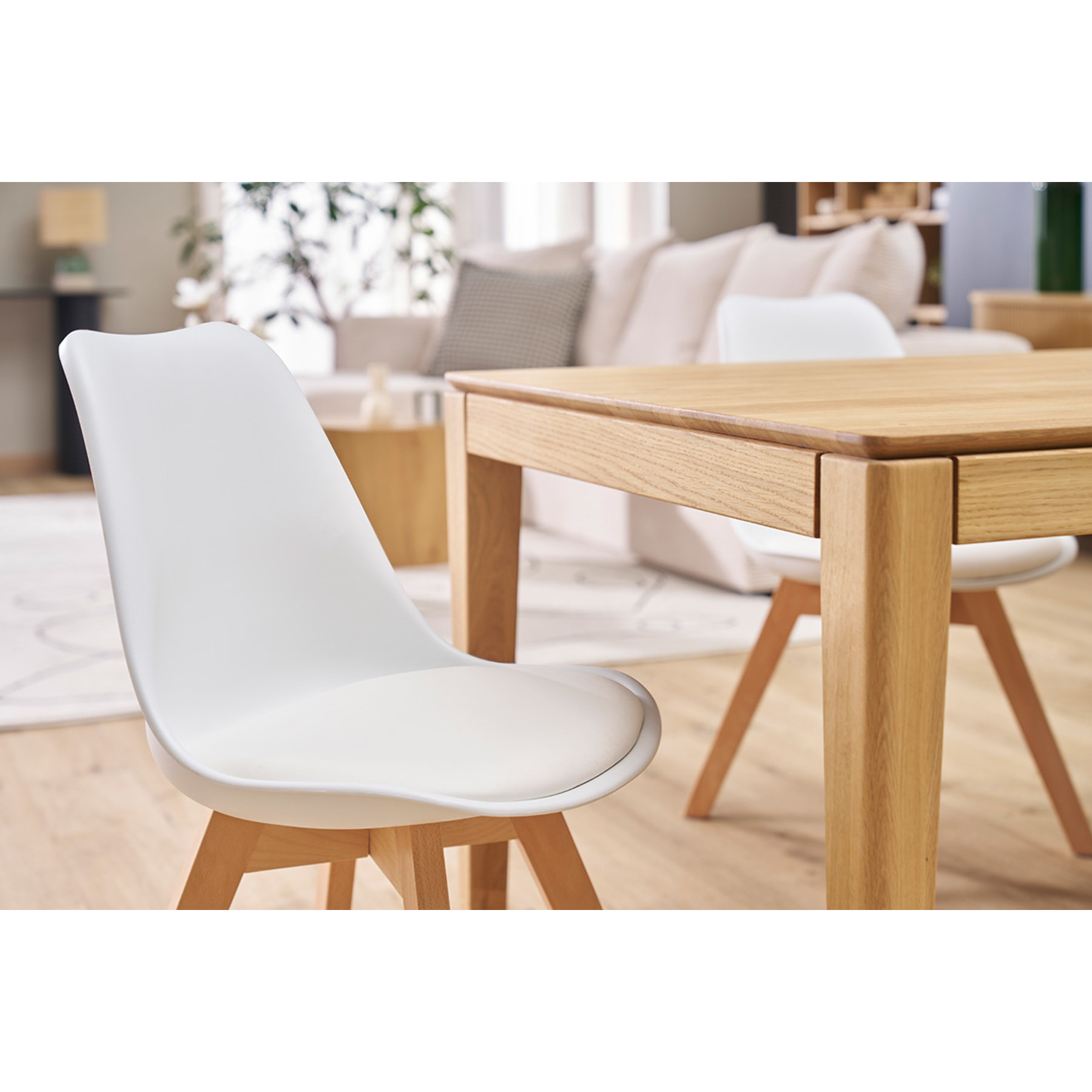 Chaises design blanc et bois clair massif (lot de 2) PAULINE