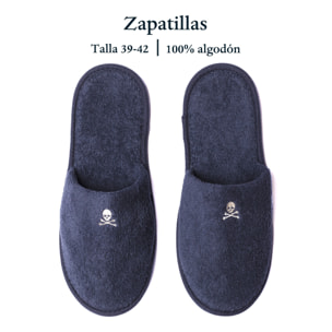 Scalpers set de albornoz y zapatillas en algodón 100% suave y absorbente con bordado en color azul marino