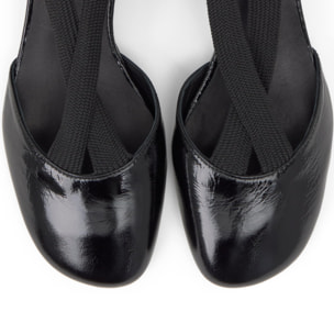 Zapato tacón Aline en charol con cintas de tela