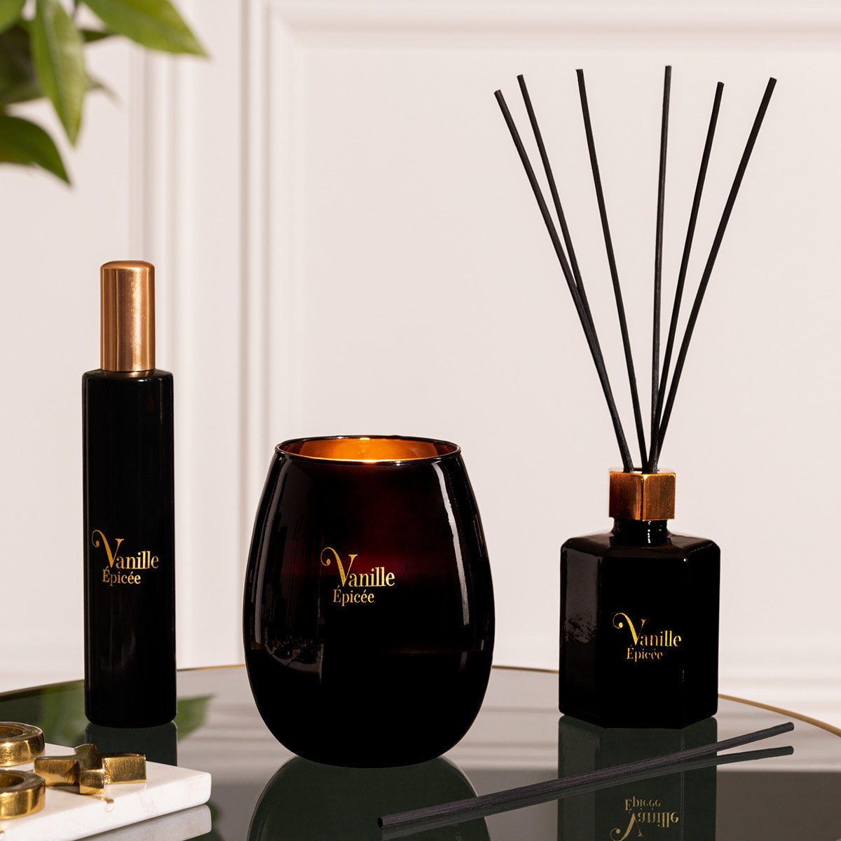 Diffuseur de parfum "Arlo" en verre D7,5cm noir