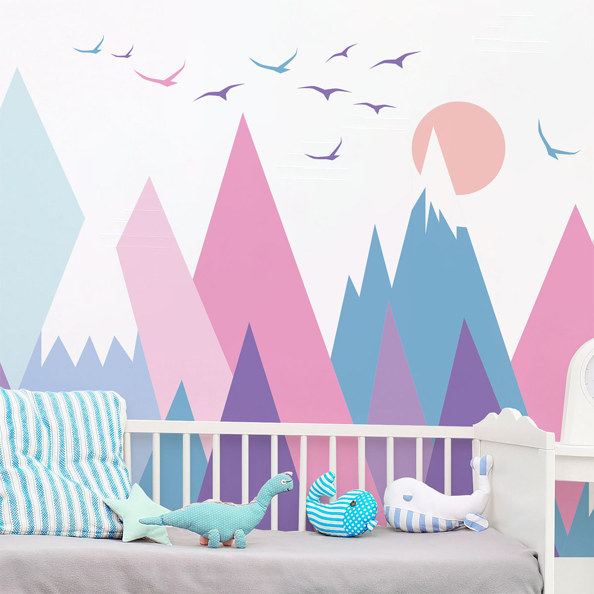 Stickers muraux enfants - Décoration chambre bébé - Autocollant Sticker mural géant enfant montagnes scandinaves MUJKA