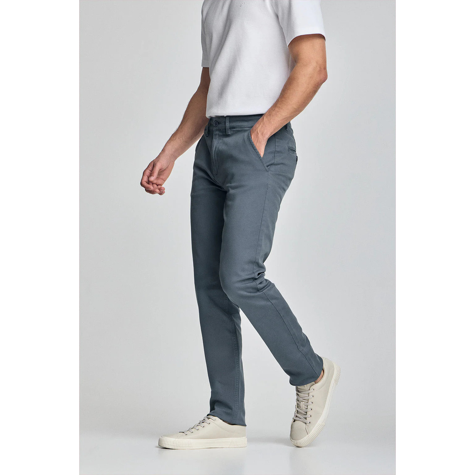 Pantalón chino Slim Moore azul denim