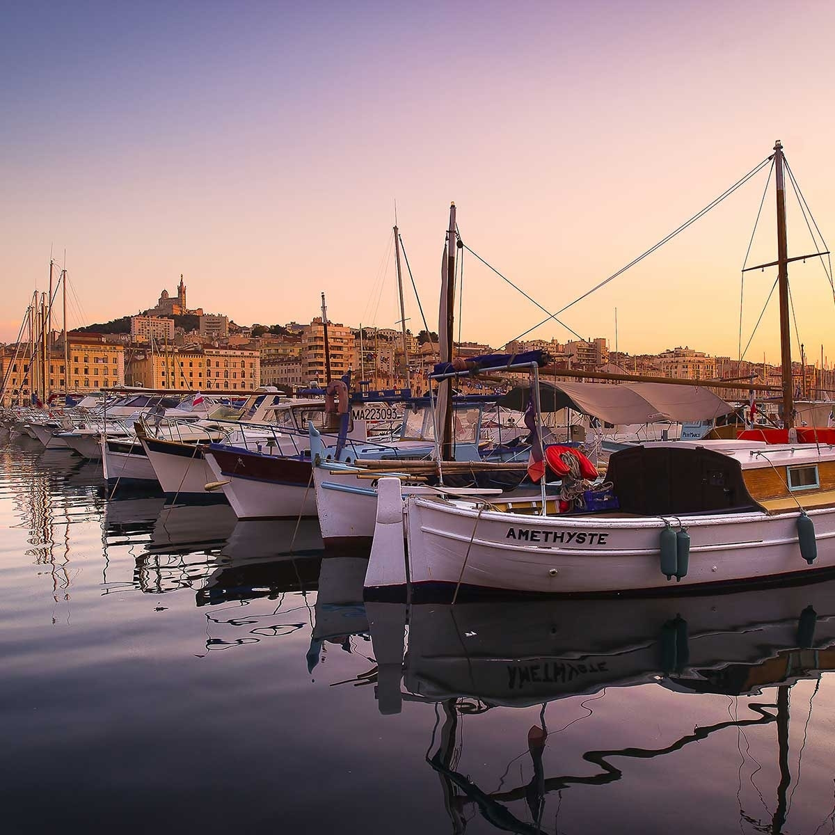 Affiche marseille , le vieux port Affiche sous cadre bois