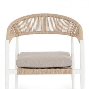 Set di 2 poltrone JANDIA in alluminio bianco e intreccio in fibra sintetica naturale, con braccioli