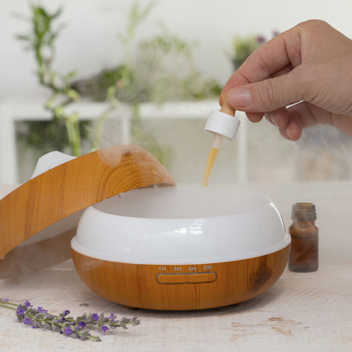 Humidificador Difusor de Aromas con LED Multicolor Wooden-Effect InnovaGoods