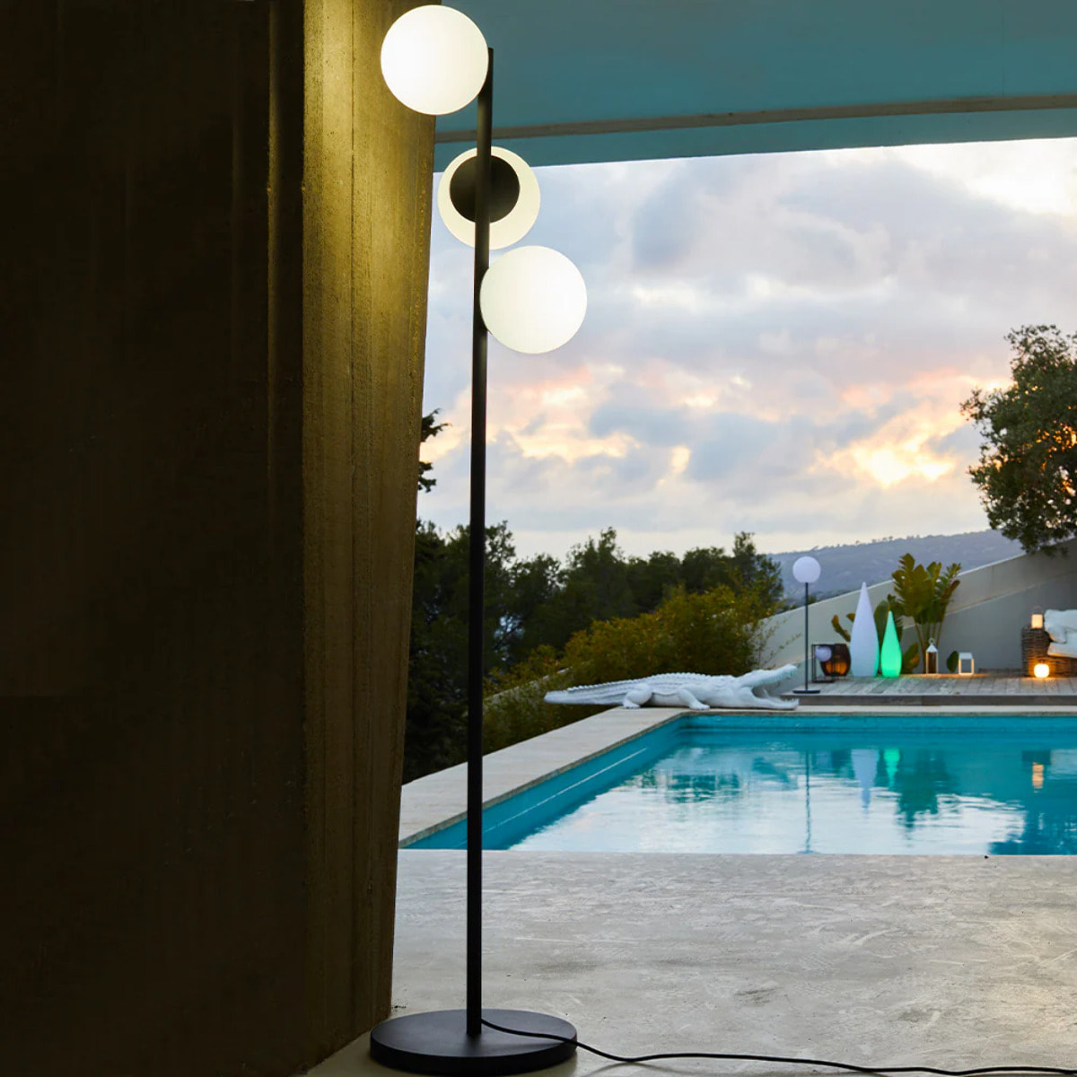 Lampadaire secteur GLOBY TREE E27 H175CM