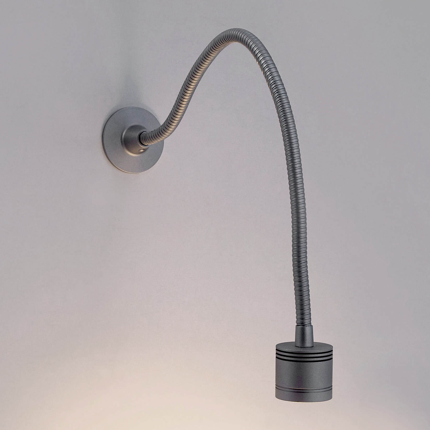 LEDS C4 Luz De Lectura Wall Led 2,2W 3000K Aluminio Anodizado 146Lm