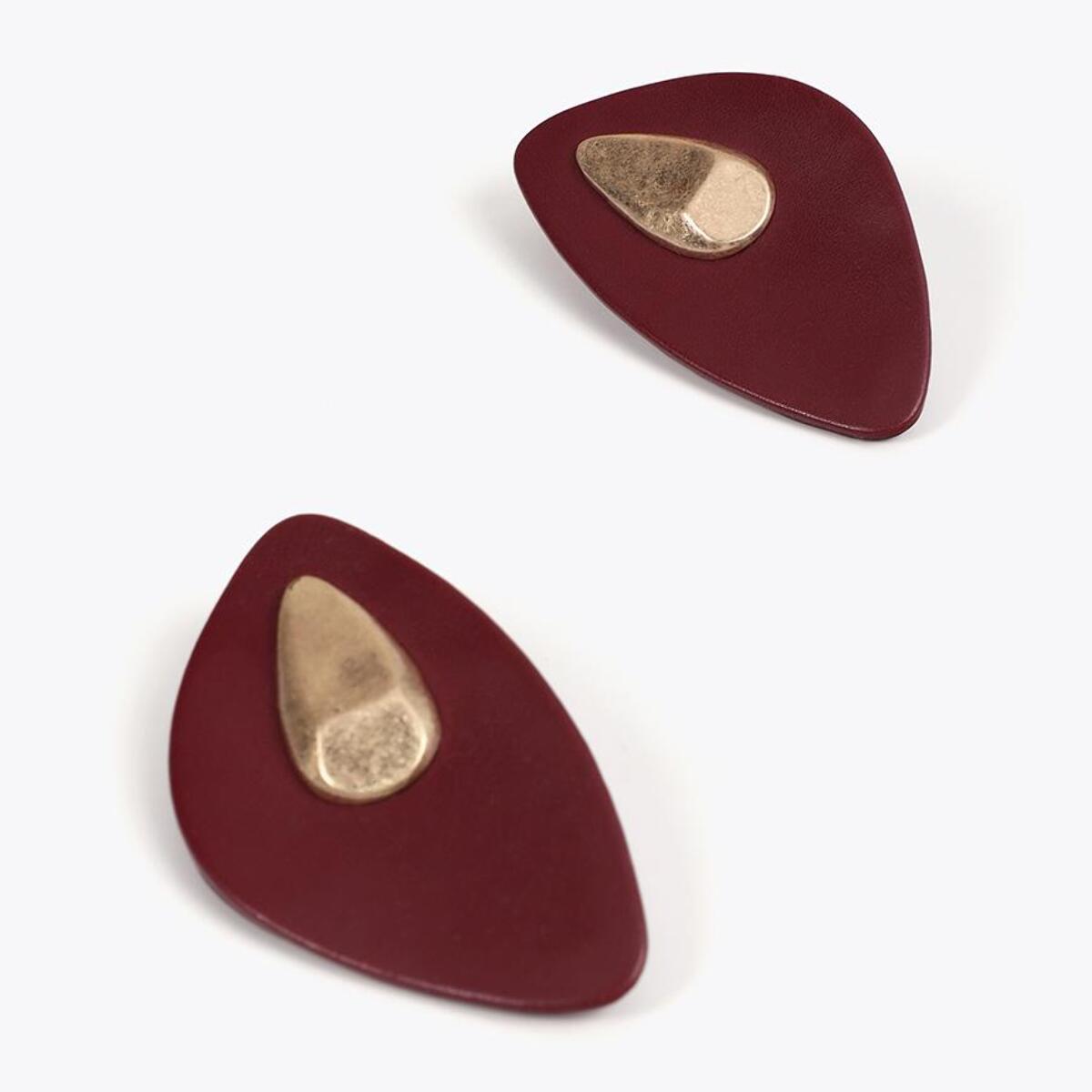 Orecchini grandi effetto pelle con pezzo metallico