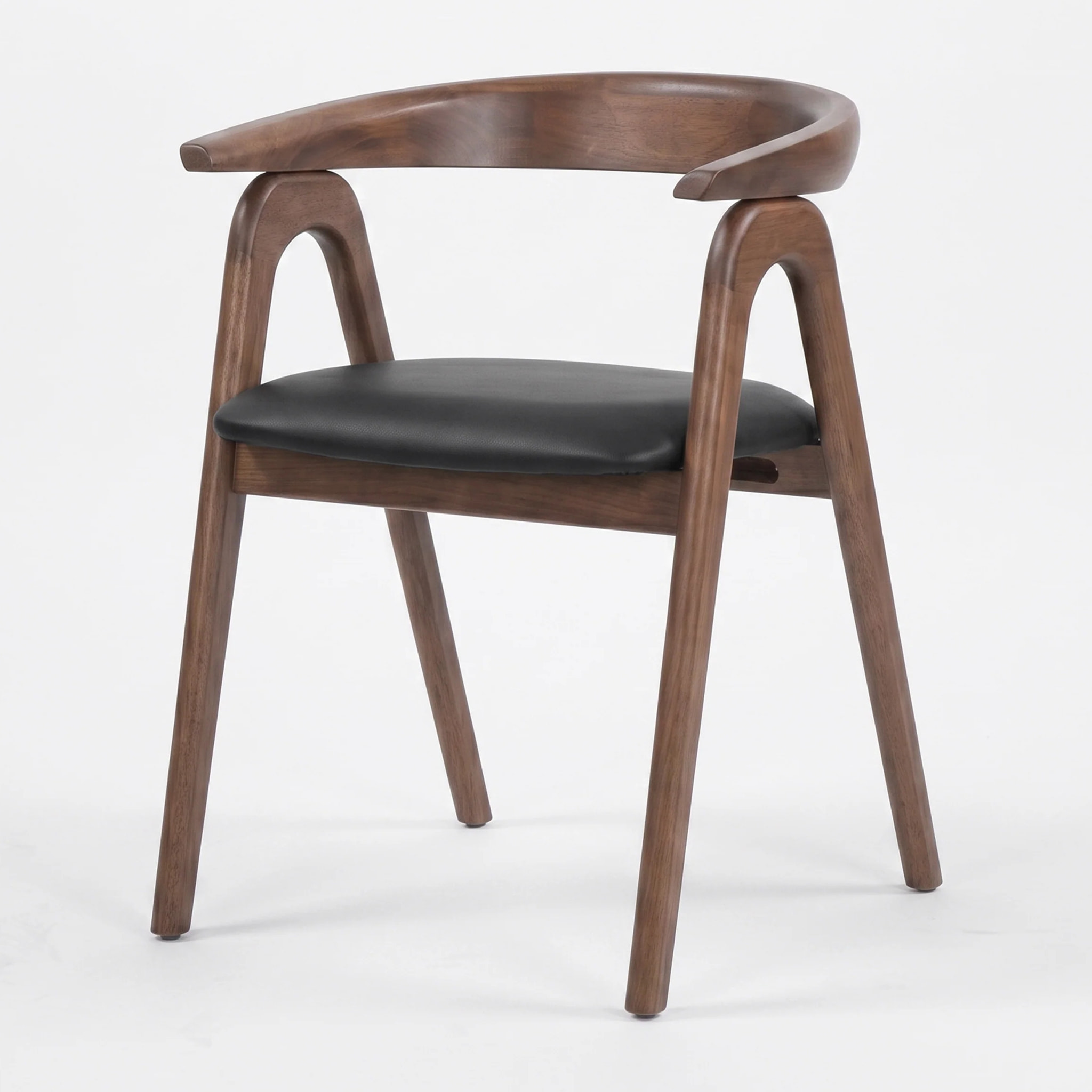Chaise en bois d'hévéa marron et cuir synthétique noir - Hawa