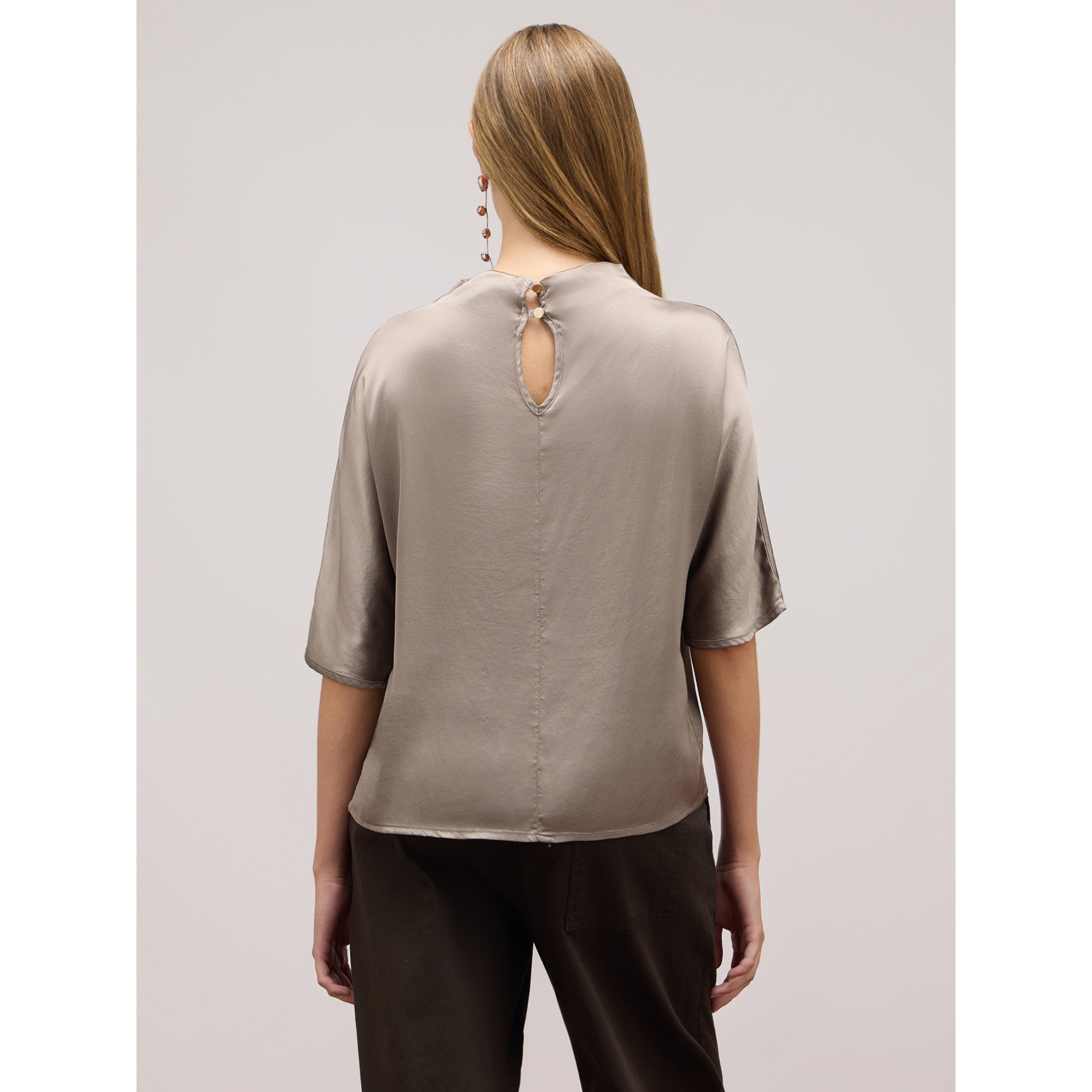 Oltre - Blusa a lupetto in raso - Grigio