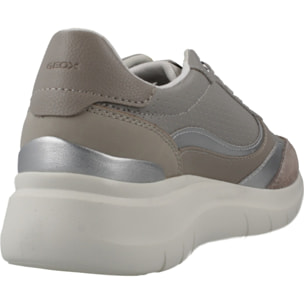 Sneakers de  Mujer de la marca GEOX  modelo PLUMMERY BEIS