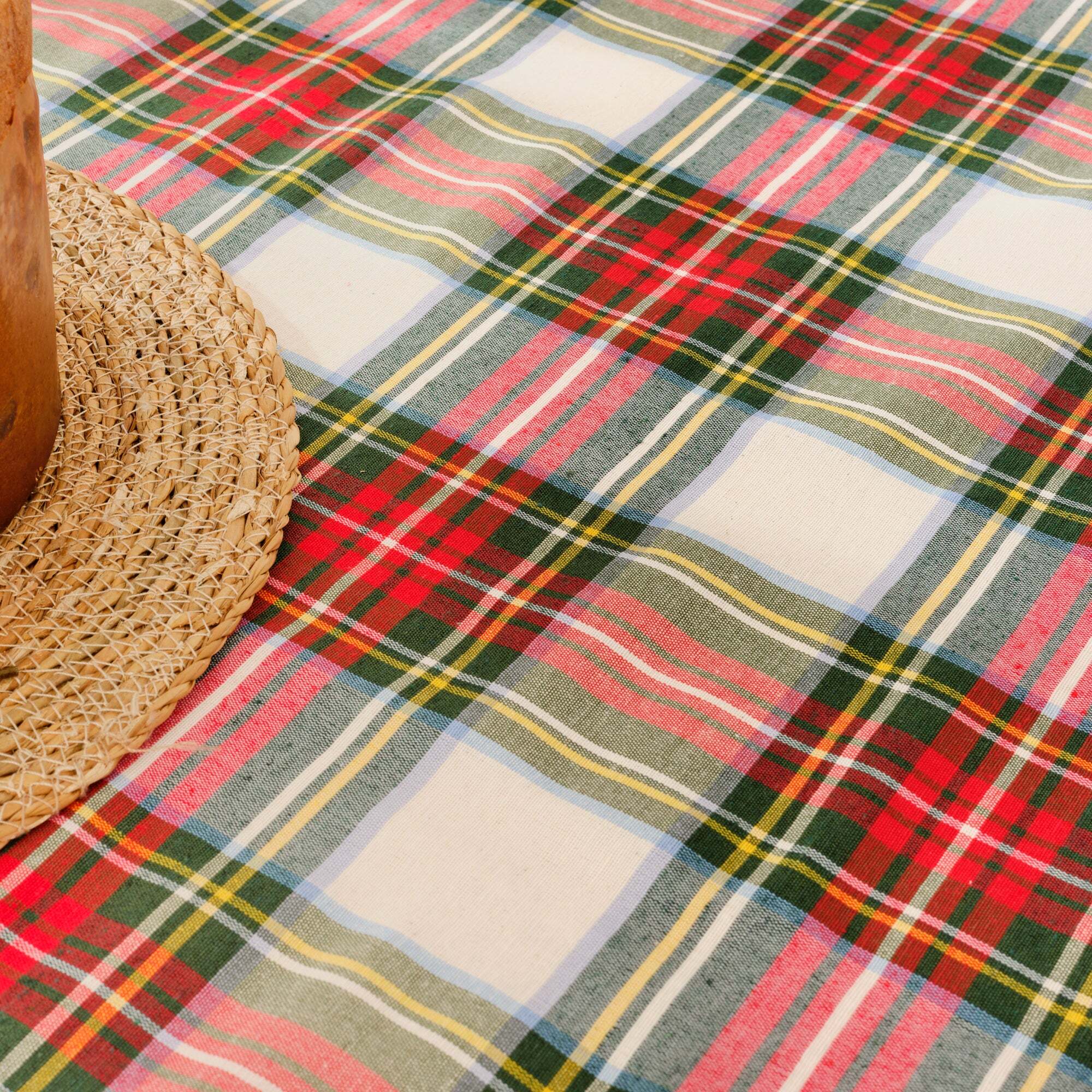 Nappe Anti-tâches Toucher du Tissu Cabal 02