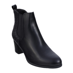 Tronchetti in siml pelle con tacco comodo