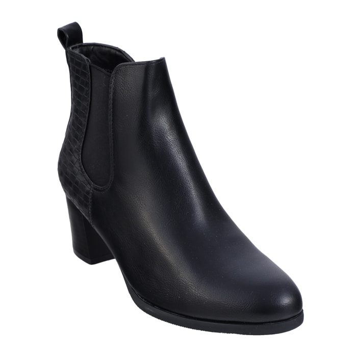 Tronchetti in siml pelle con tacco comodo