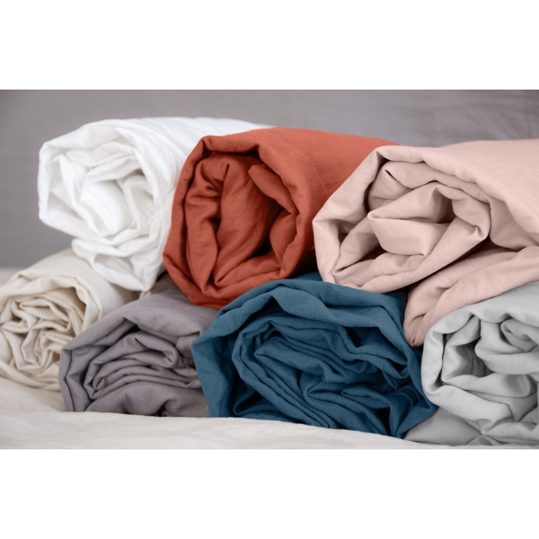 Drap Housse Microfibre Lavee - Bonnet 28cm Beige Sable