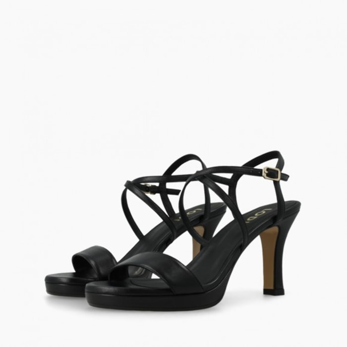 SANDALIAS NEGRAS LESERA